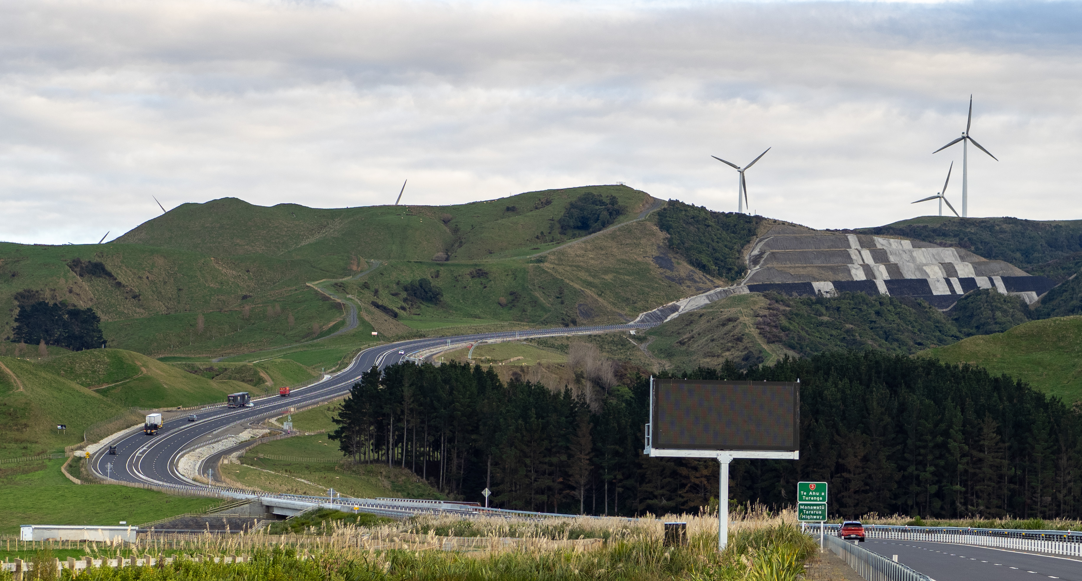 Looking west from the Woodville end of the highway.jpg