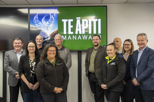 'Te Āpiti Manawatū Gorge Governance Group' feature block image